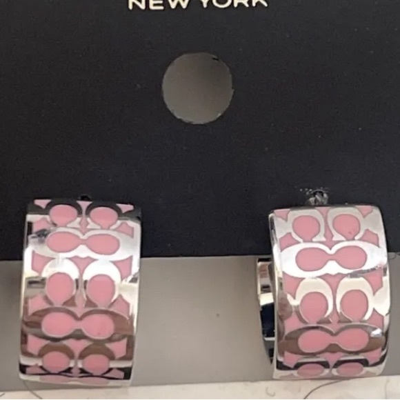 🩷COACH Signature Enamel Huggie Earrings / Silver & Pink - Picture 2 of 8
